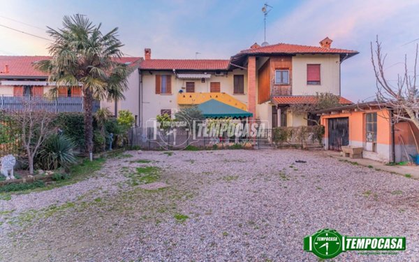 casa indipendente in vendita a Corbetta