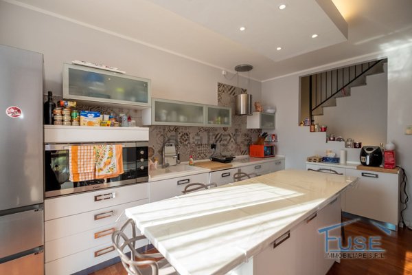 appartamento in vendita a Corbetta in zona Battuello