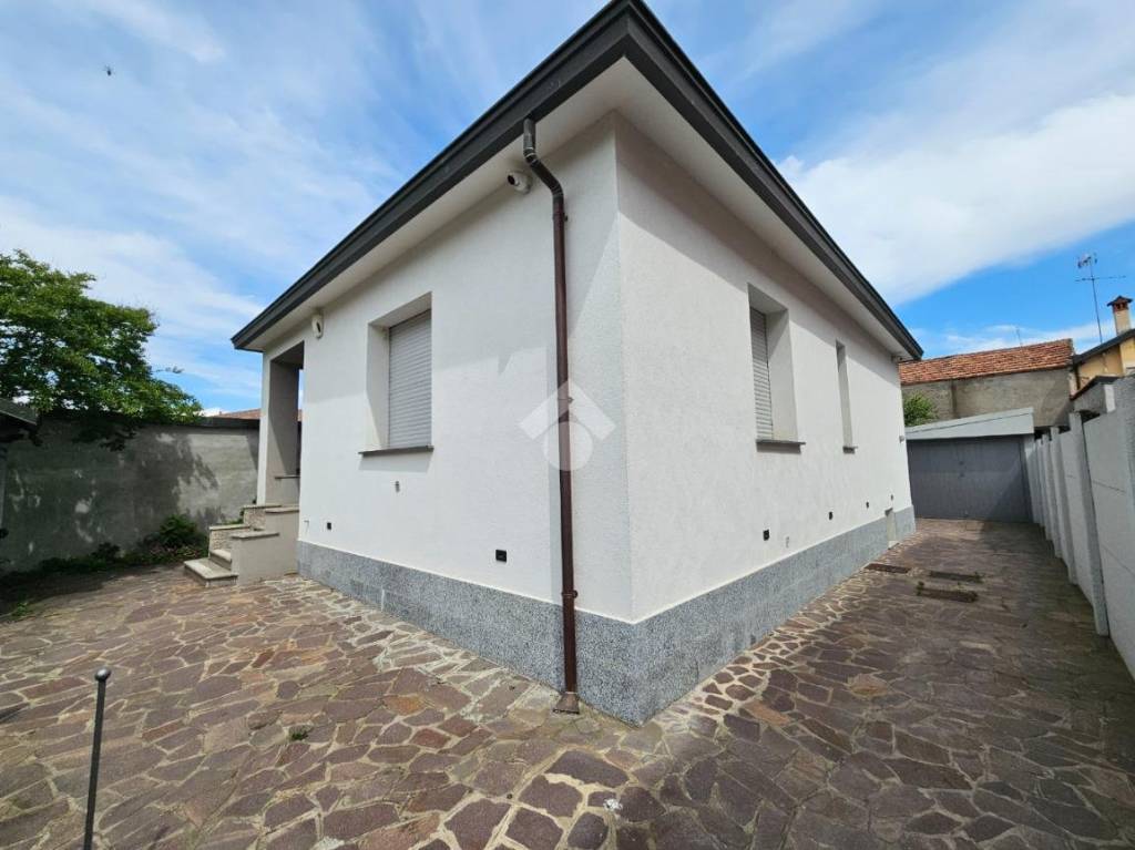 casa indipendente in vendita a Corbetta