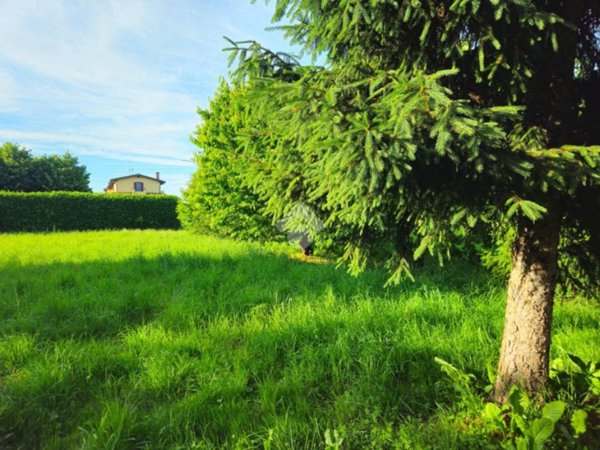 terreno edificabile in vendita a Corbetta in zona Soriano