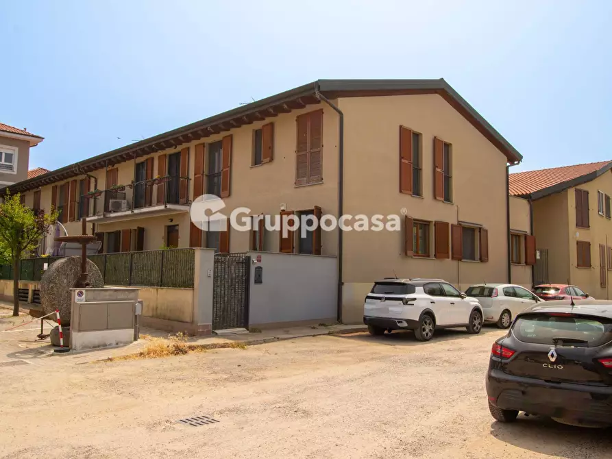 appartamento in vendita a Corbetta in zona Battuello