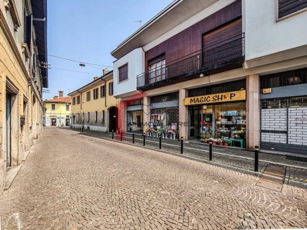 negozio in vendita a Corbetta