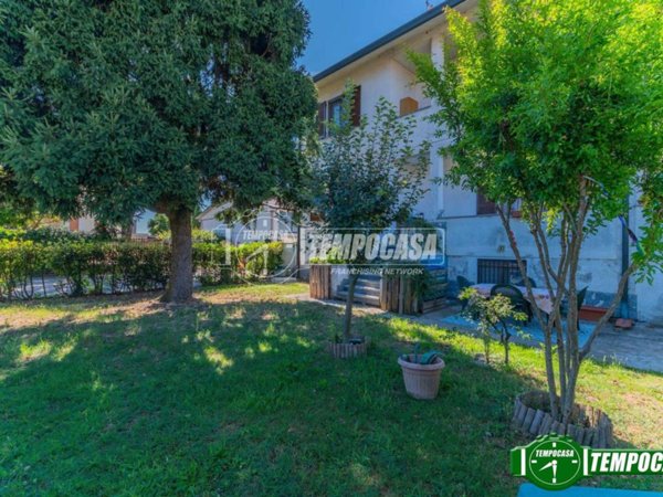 casa indipendente in vendita a Corbetta