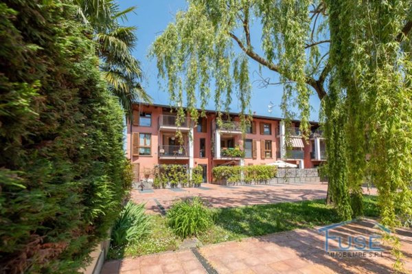 appartamento in vendita a Corbetta in zona Battuello