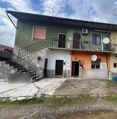 appartamento in vendita a Corbetta in zona Battuello