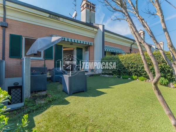 casa indipendente in vendita a Corbetta