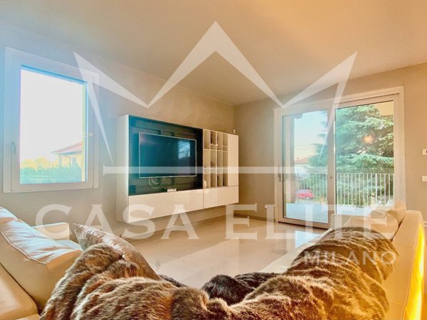 casa indipendente in vendita a Corbetta