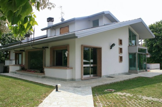 casa indipendente in vendita a Corbetta