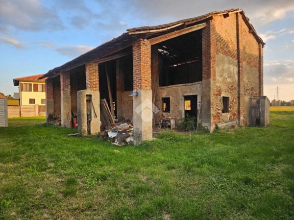 appartamento in vendita a Corbetta in zona Soriano