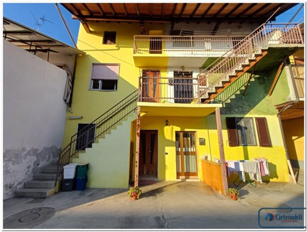 casa indipendente in vendita a Corbetta in zona Soriano