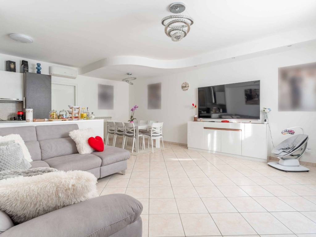 appartamento in vendita a Corbetta in zona Soriano