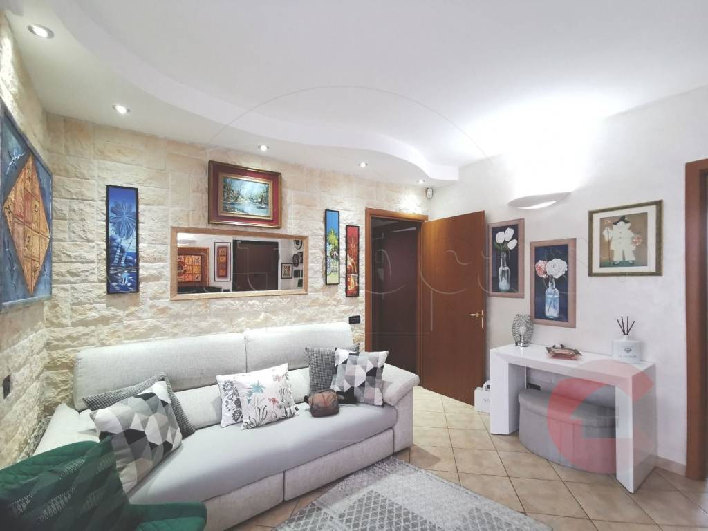 appartamento in vendita a Corbetta in zona Soriano