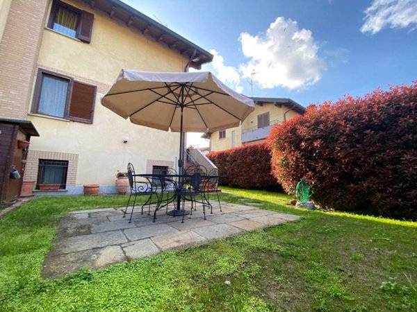 casa indipendente in vendita a Corbetta in zona Soriano