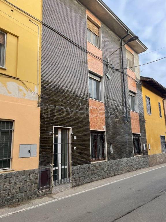 appartamento in vendita a Corbetta in zona Battuello