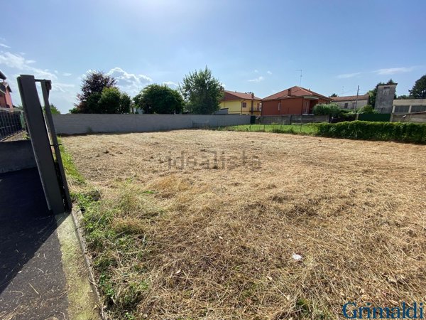 terreno edificabile in vendita a Corbetta