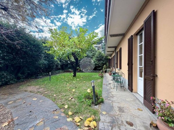 casa indipendente in vendita a Corbetta in zona Pobbia