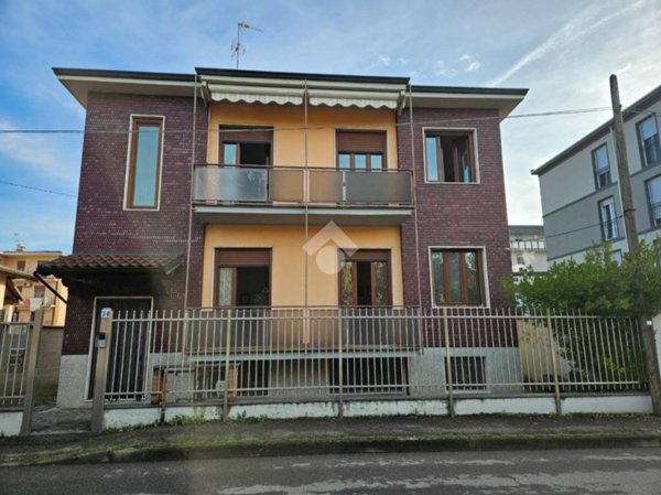 casa indipendente in vendita a Corbetta