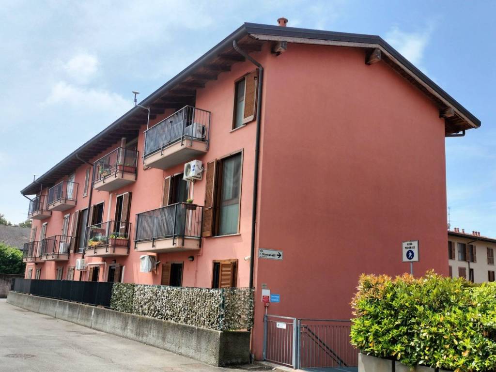 appartamento in vendita a Corbetta in zona Soriano