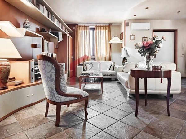 casa indipendente in vendita a Corbetta in zona Soriano