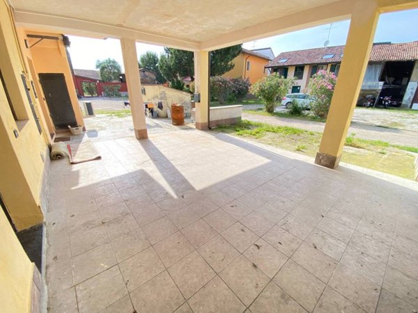 appartamento in vendita a Corbetta in zona Soriano