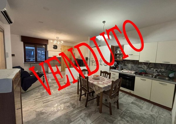 appartamento in vendita a Corbetta in zona Soriano