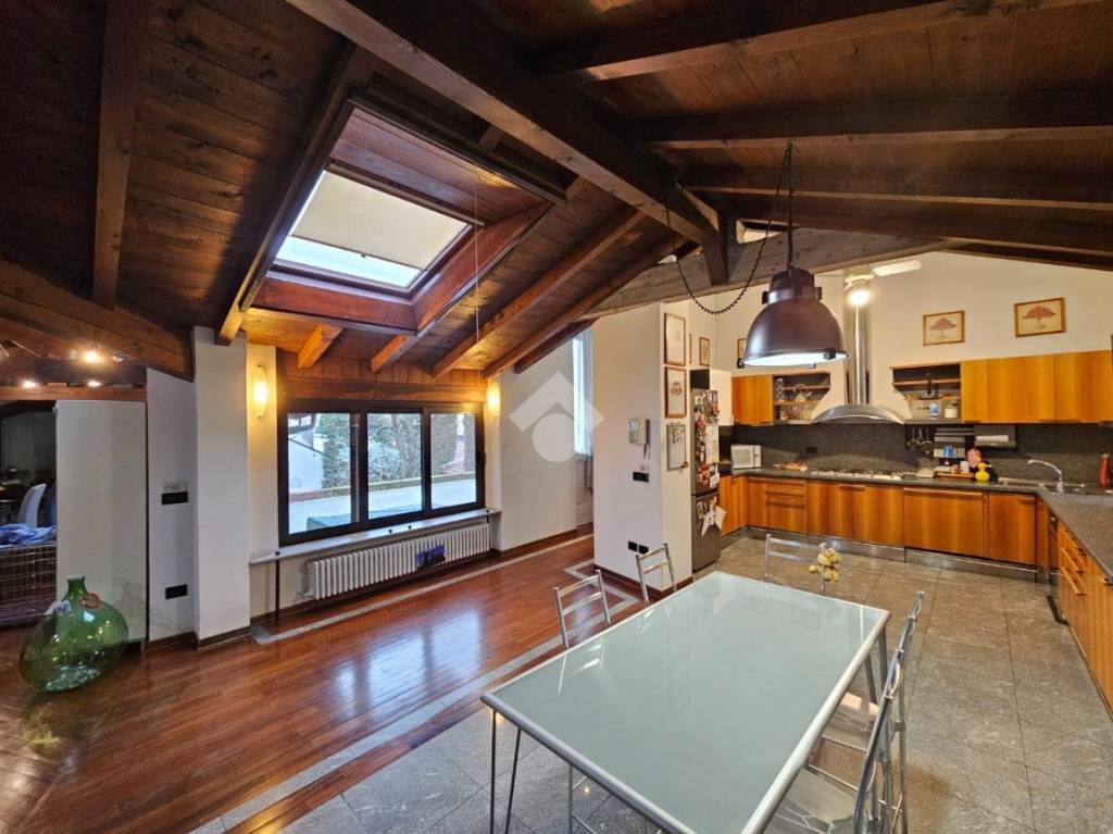 casa indipendente in vendita a Corbetta in zona Battuello