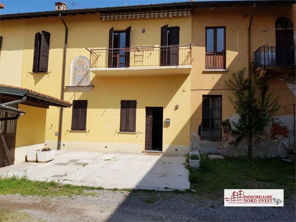 casa indipendente in vendita a Corbetta