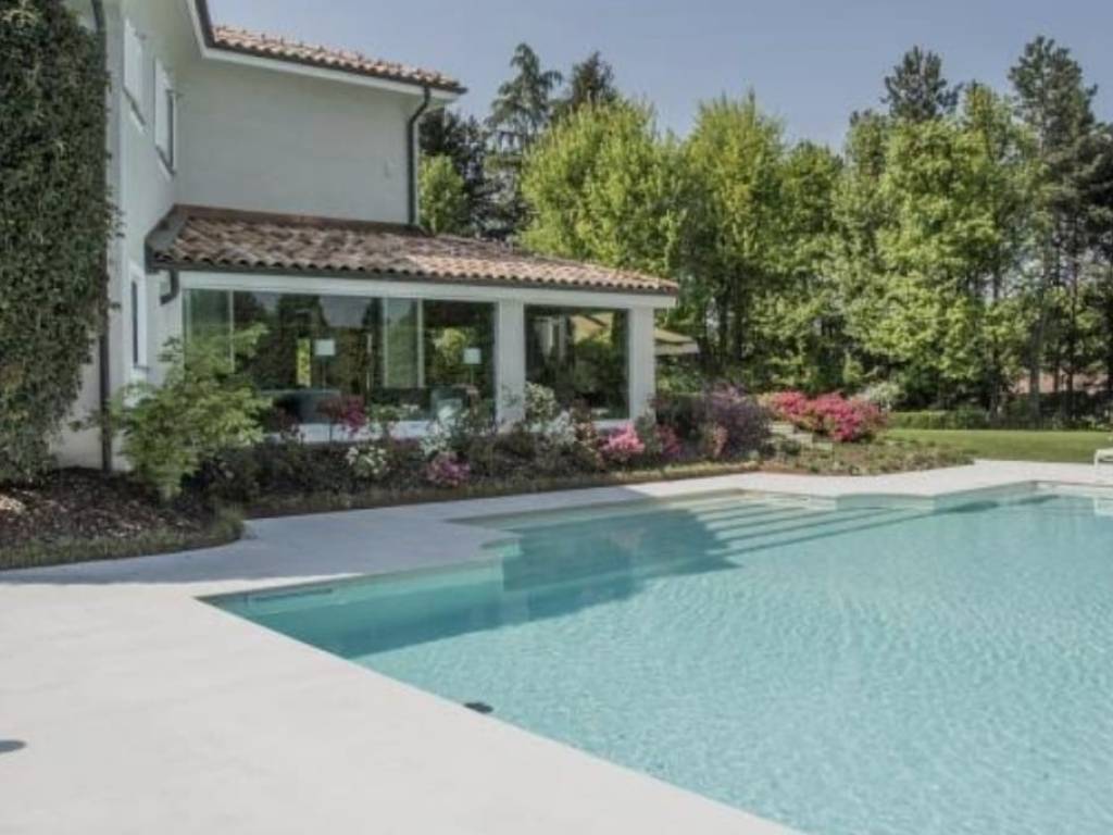 casa indipendente in vendita a Corbetta in zona Soriano