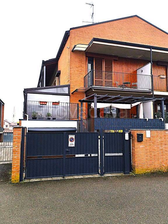 casa indipendente in vendita a Corbetta