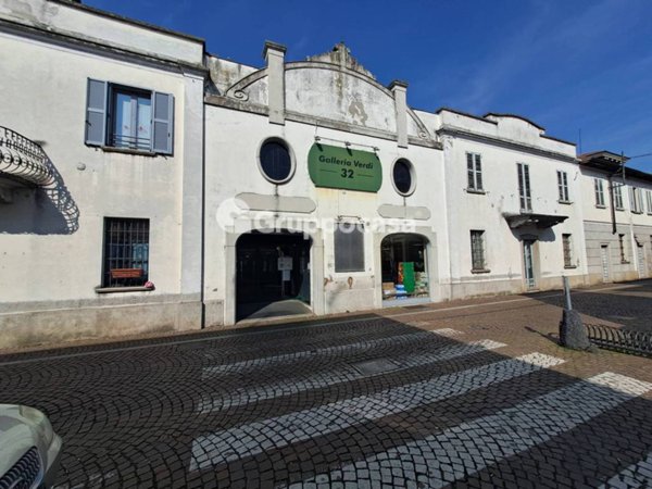 negozio in vendita a Corbetta