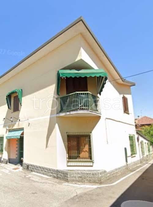 negozio in vendita a Corbetta in zona Pobbia