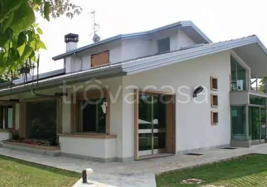 casa indipendente in vendita a Corbetta