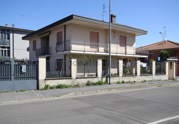 casa indipendente in vendita a Corbetta