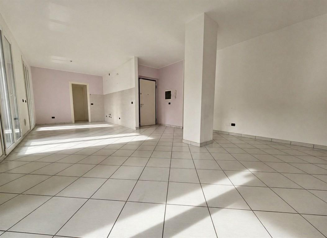 appartamento in vendita a Corbetta in zona Battuello