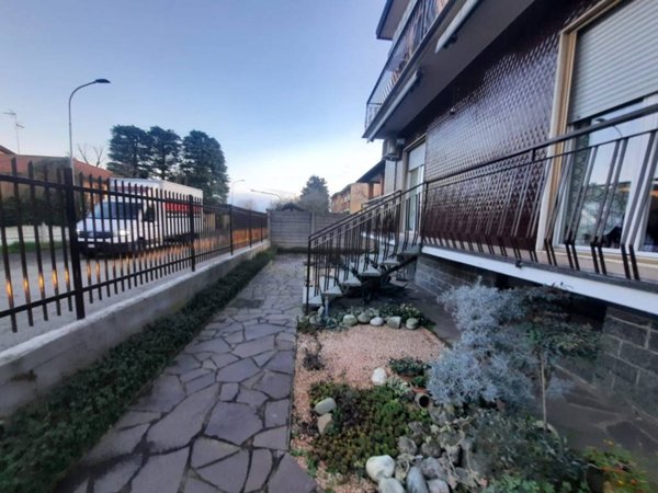 casa indipendente in vendita a Corbetta in zona Soriano