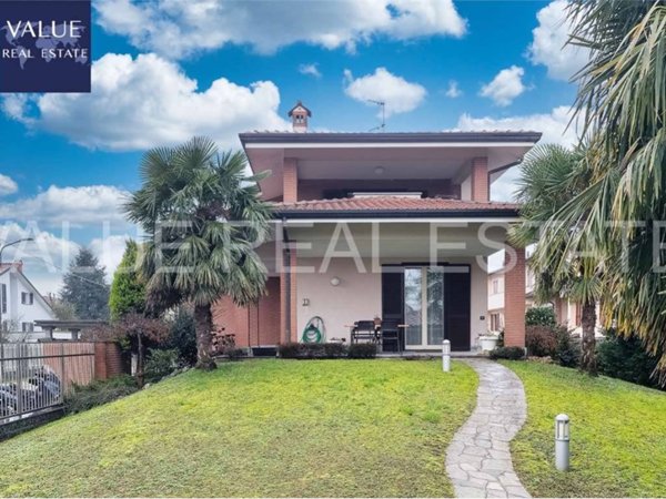 casa indipendente in vendita a Corbetta in zona Soriano
