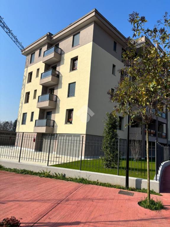 appartamento in vendita a Corbetta in zona Battuello