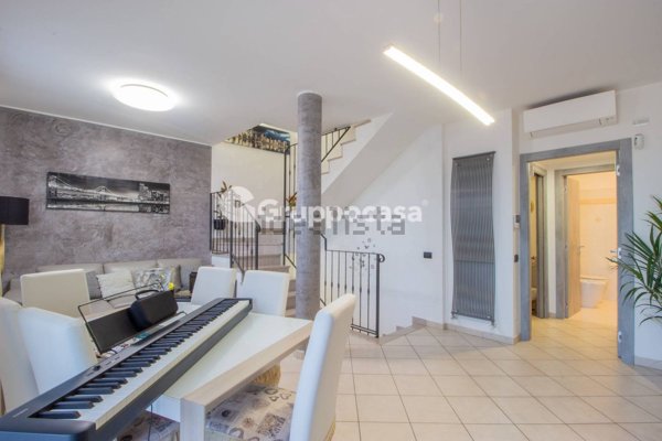 casa indipendente in vendita a Corbetta in zona Soriano