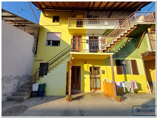 casa indipendente in vendita a Corbetta in zona Soriano