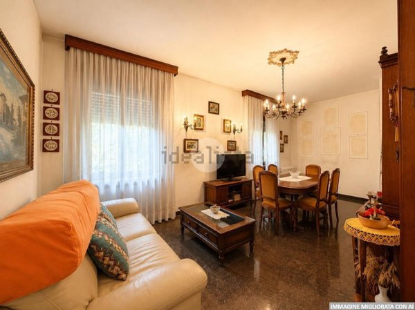 casa indipendente in vendita a Corbetta in zona Pobbia