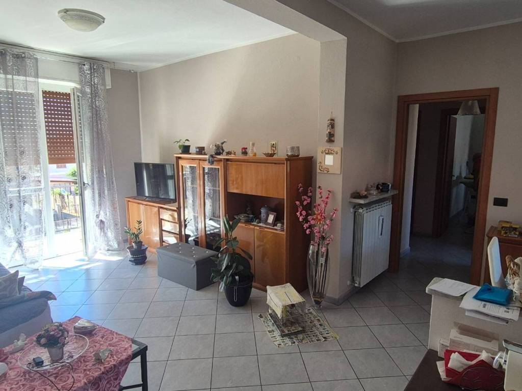 appartamento in vendita a Corbetta in zona Battuello