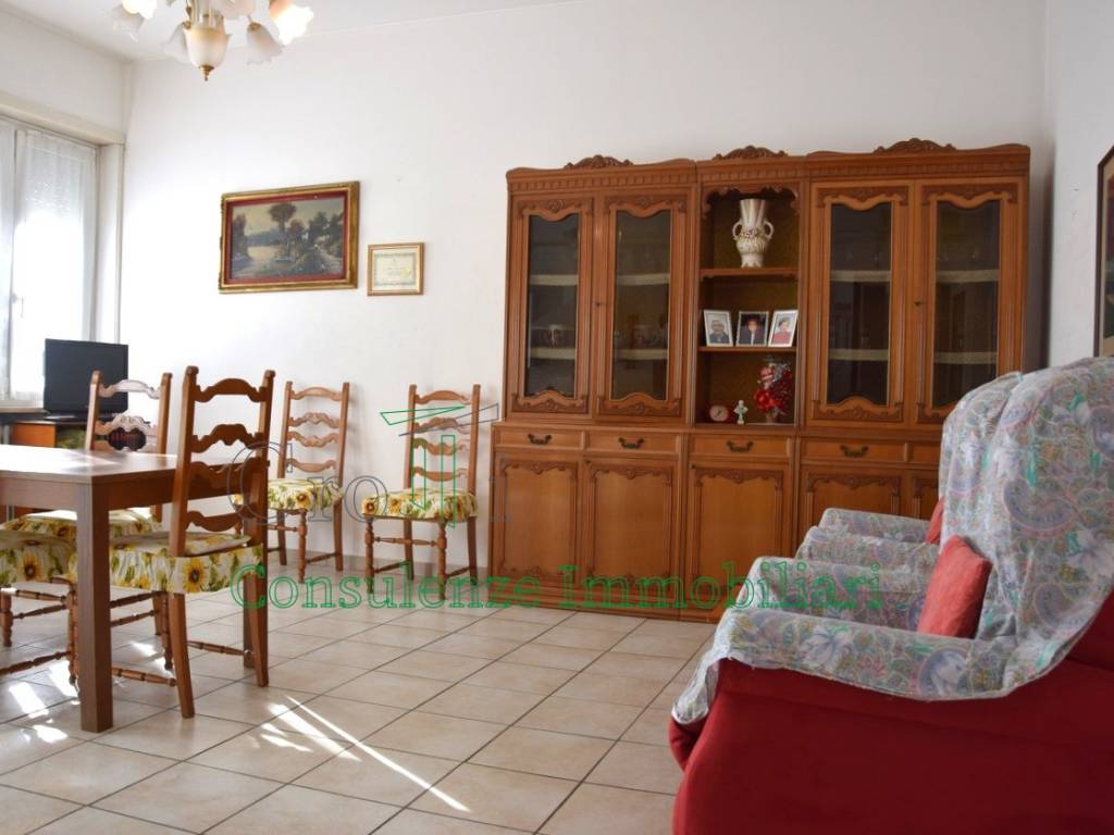 appartamento in vendita a Corbetta in zona Battuello