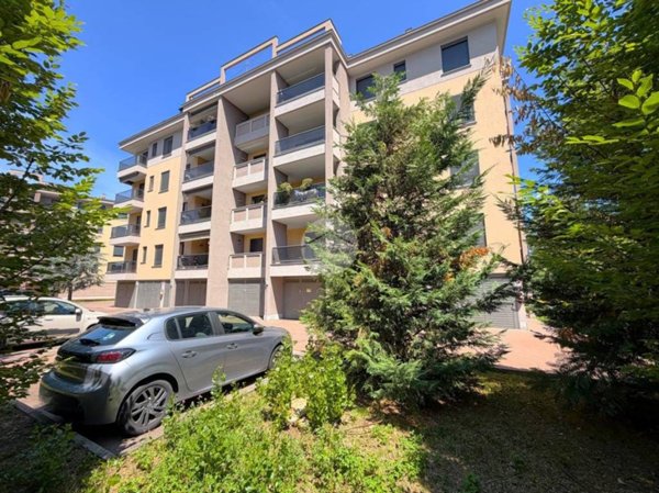appartamento in vendita a Corbetta in zona Battuello