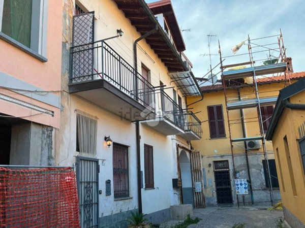 appartamento in vendita a Corbetta in zona Battuello