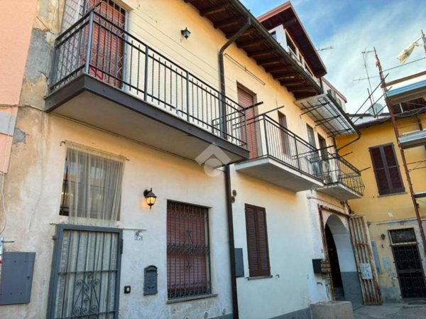 casa indipendente in vendita a Corbetta in zona Battuello