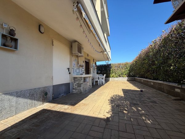 appartamento in vendita a Corbetta in zona Pobbia