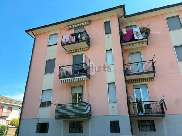 appartamento in vendita a Corbetta in zona Battuello