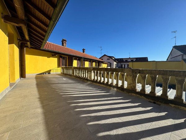 appartamento in vendita a Corbetta in zona Battuello