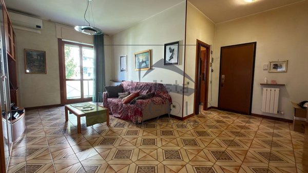 appartamento in vendita a Corbetta in zona Battuello