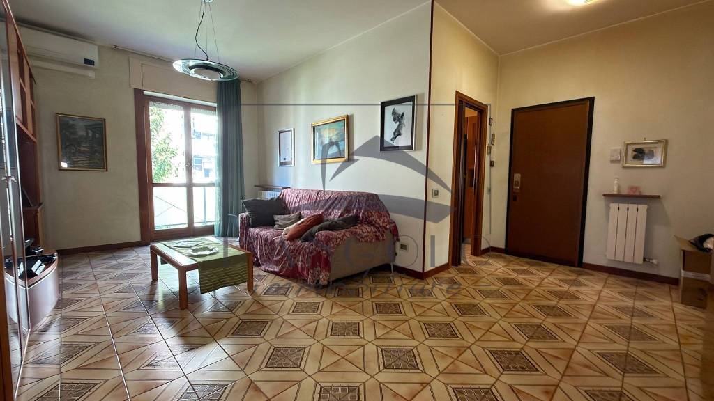 appartamento in vendita a Corbetta in zona Battuello